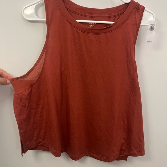 Old navy- maroon tank top- gym style top. - Picture 3 of 4